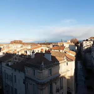 https://la-vue-des-papes-hypercentre-parking.aixenprovencehotels.org